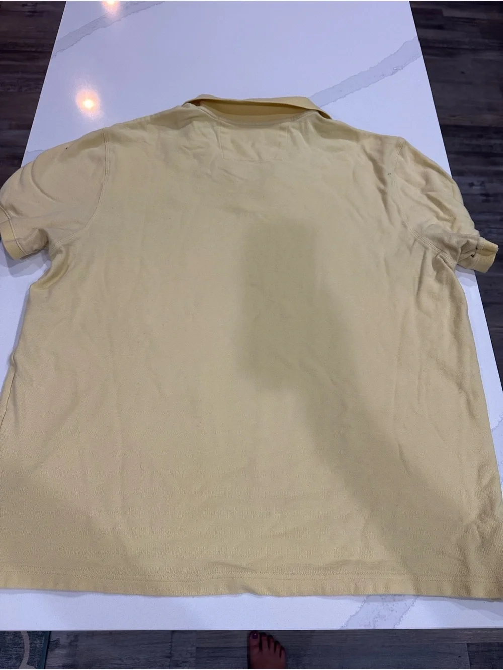 Banana Republic Men's Cream Polo with Subtle Chest Logo